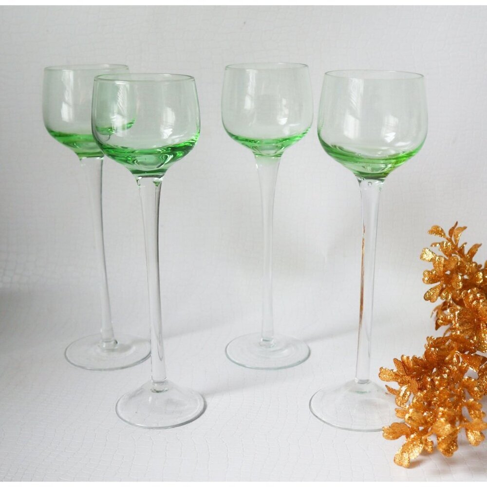 4 Vintage Tall Stemmed Cordial Wine Glasses Liqueur Glass Barware Green